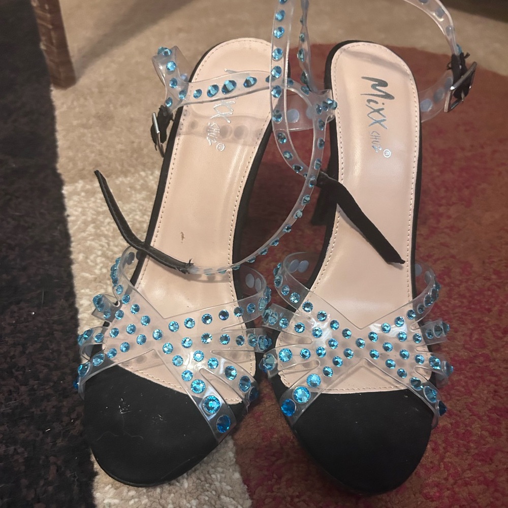 Very pretty jeweled heels